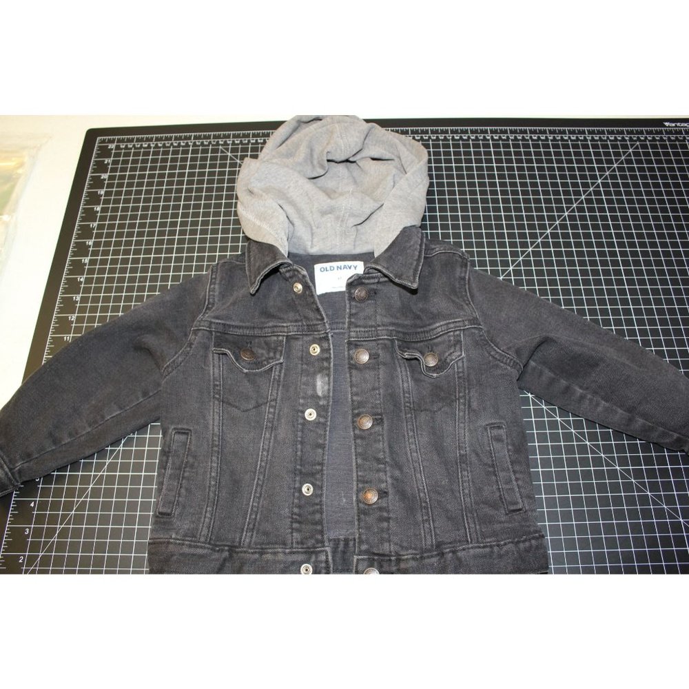 Old Navy/ Jacket with hood/(Size 3T) Black Demin with sweatshirt hoodie